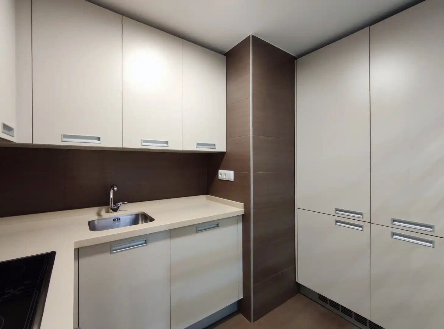 Küche von Wohnung zur Miete in Oviedo  mit Heizung, Abstellraum und Möbliert