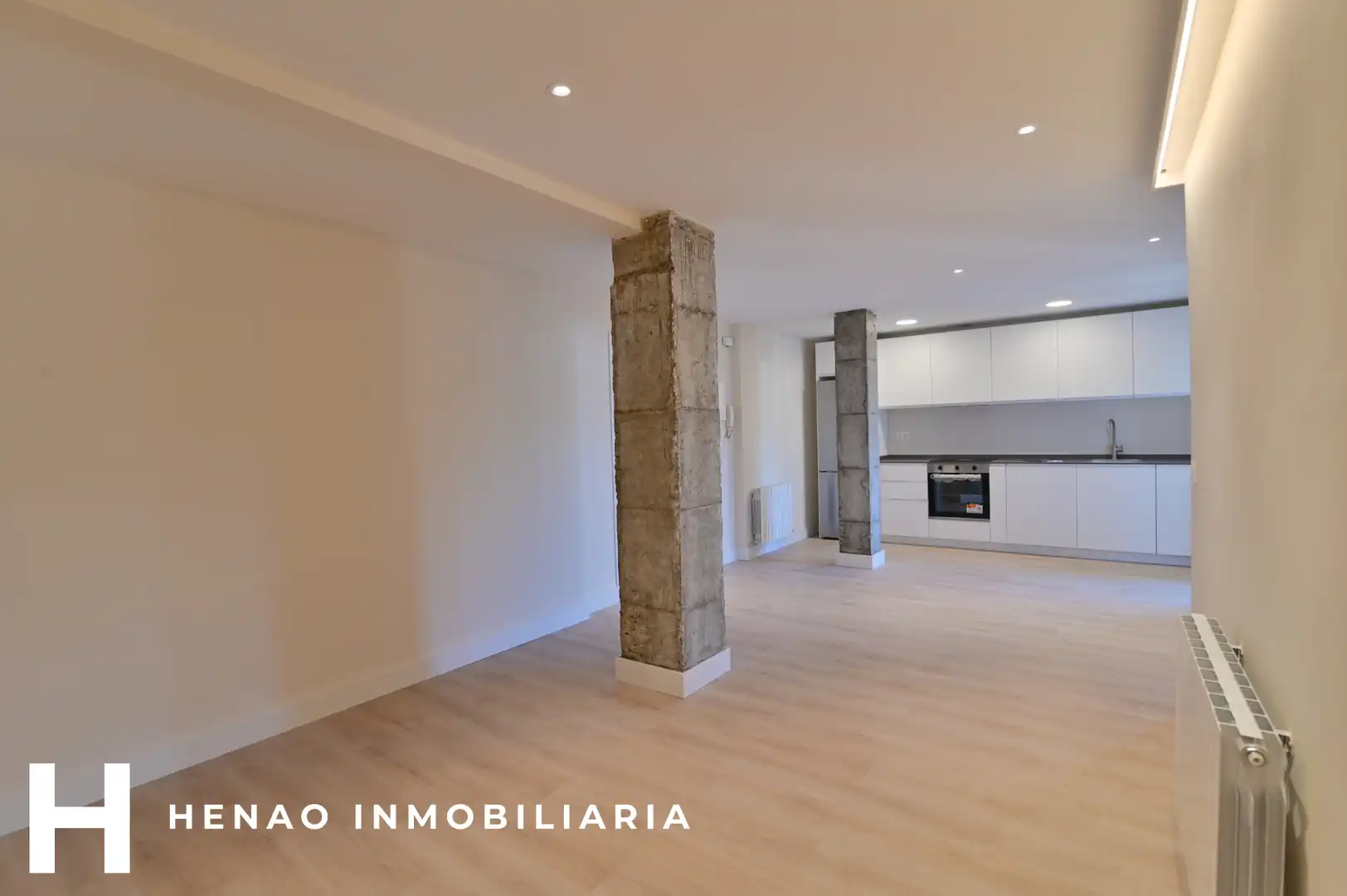 Pis en venda en Bilbao  amb Calefacció, Parquet i Terrassa