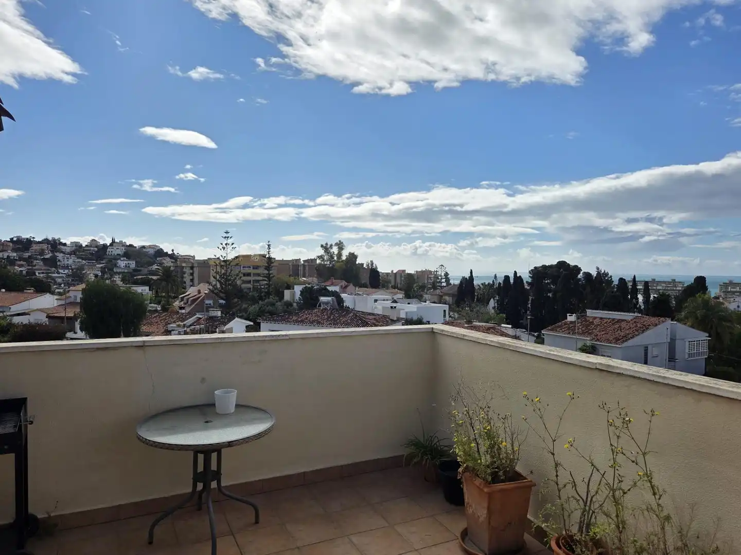Außenansicht von Wohnung zum Verkauf in Málaga mit Klimaanlage, Terrasse und Möbliert