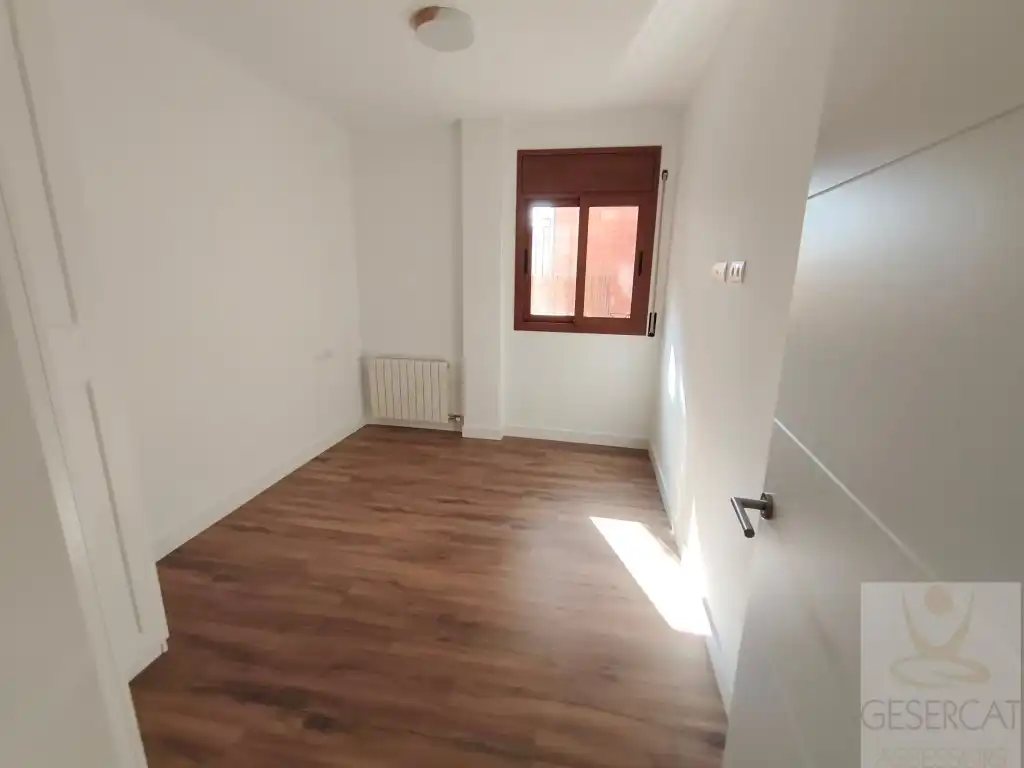 Bedroom of Flat for rent in Sant Cugat del Vallès