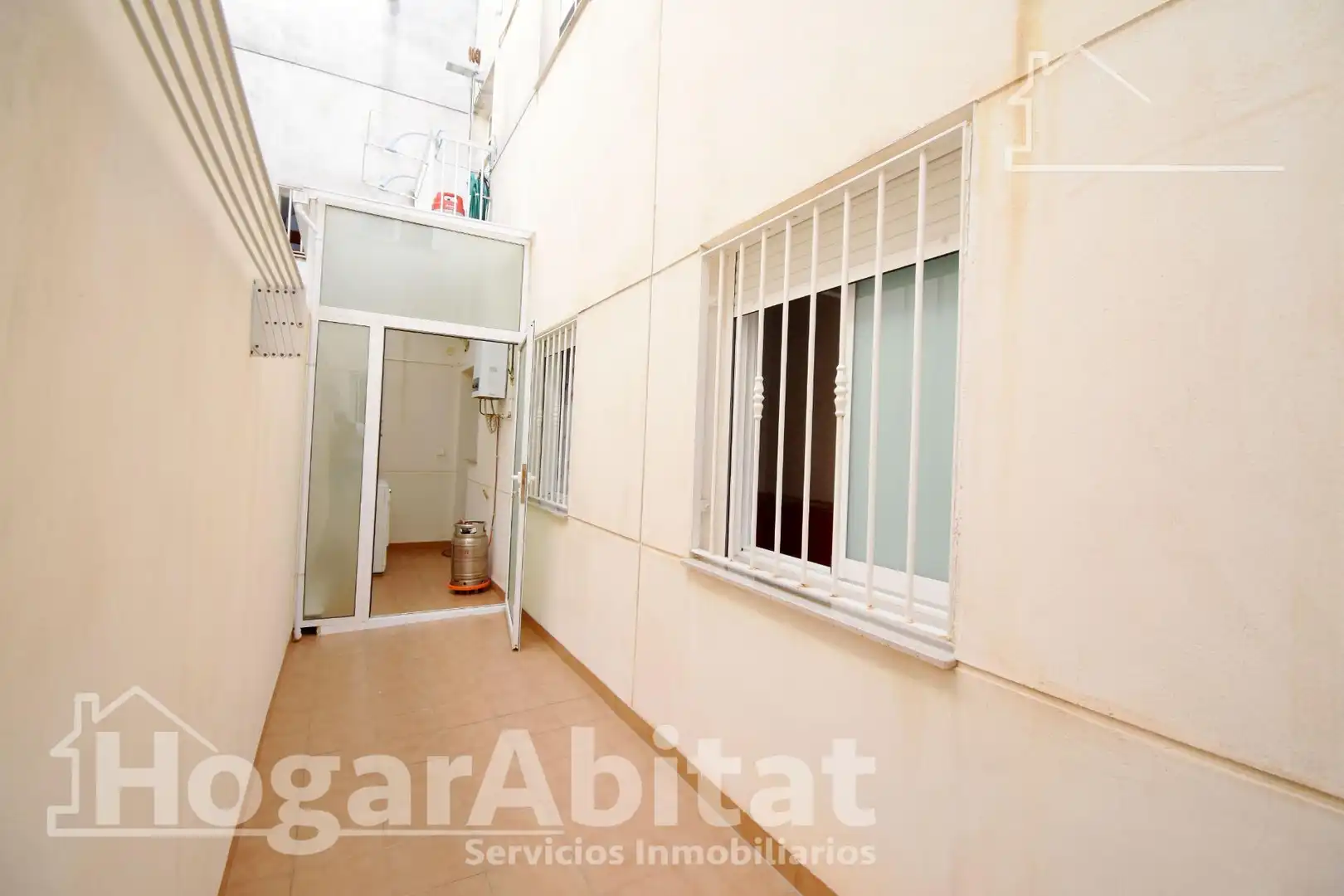 Vista exterior de Pis en venda en L'Alqueria de la Comtessa amb Moblat i Jacuzzi