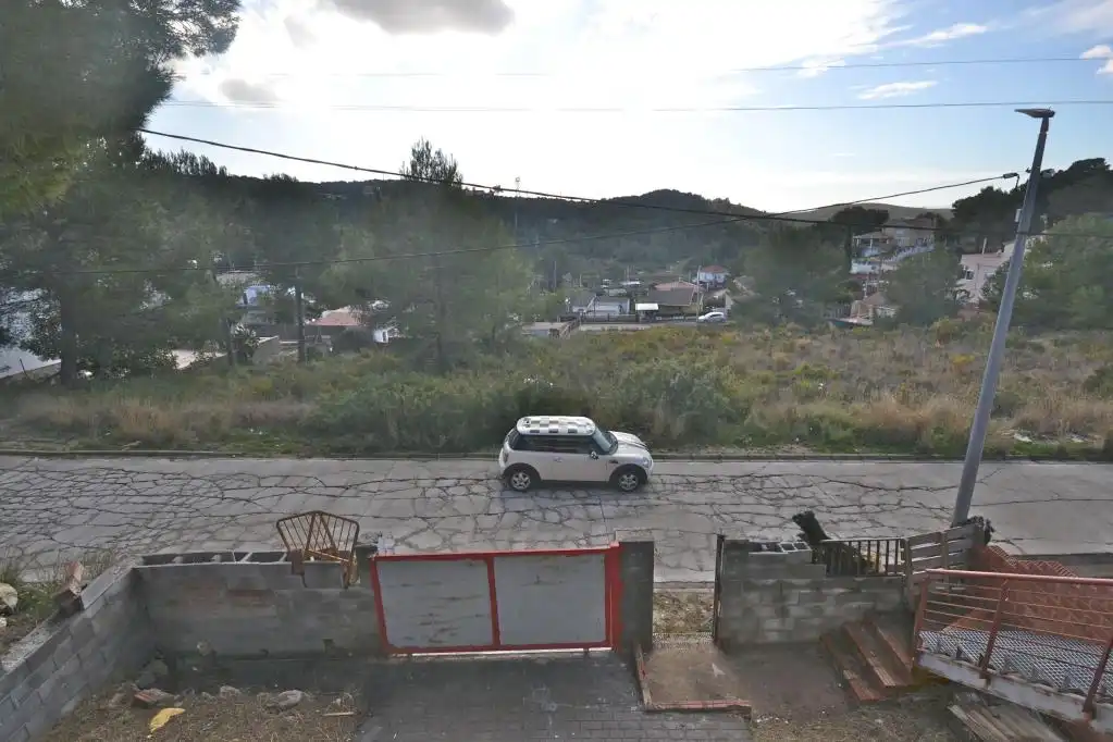 Buildings for sale in Av Andalusia , Les Roquetes