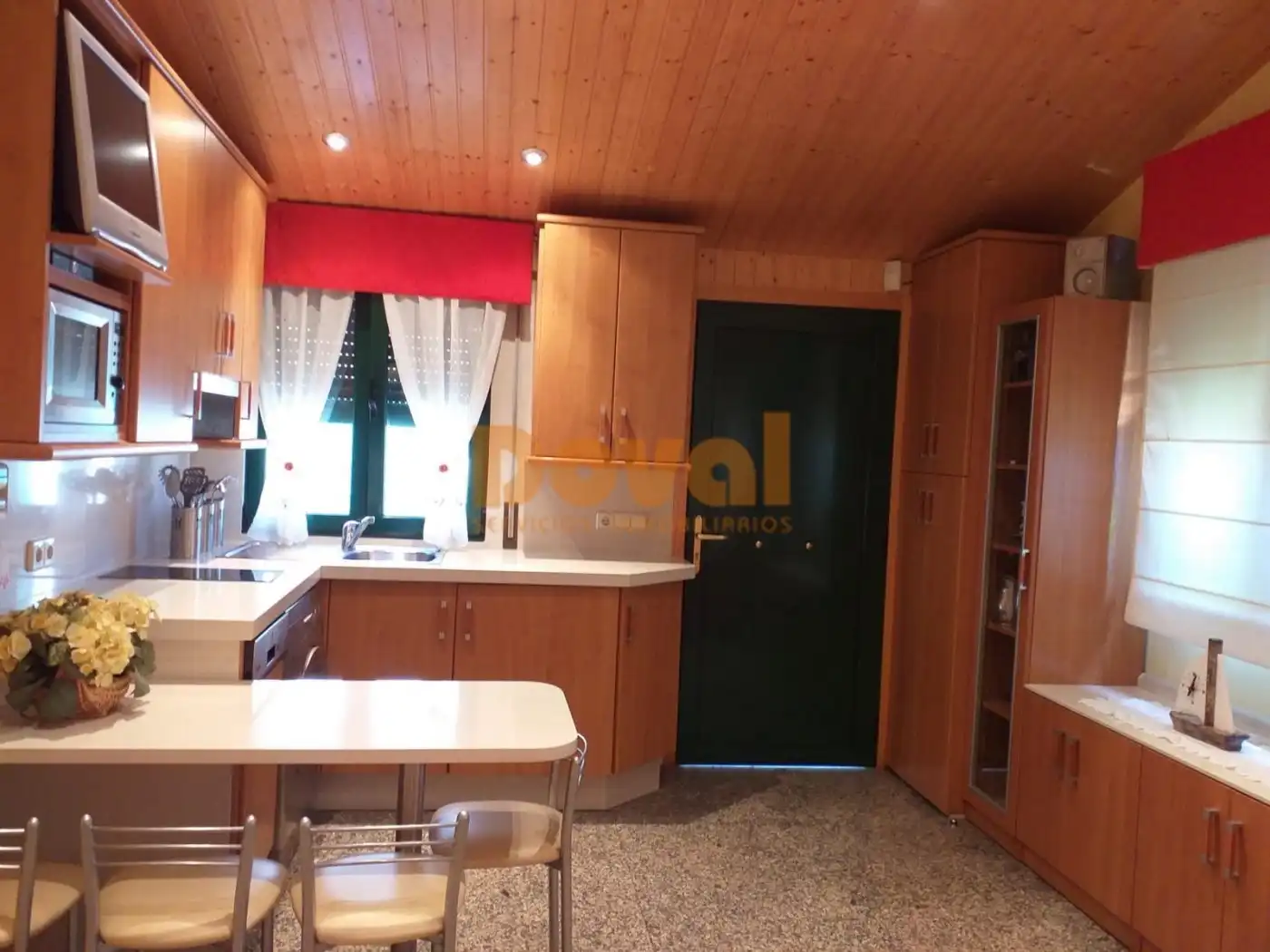 Cocina de Casa o chalet de alquiler en Nigrán con Calefacción, Jardín privado y Trastero