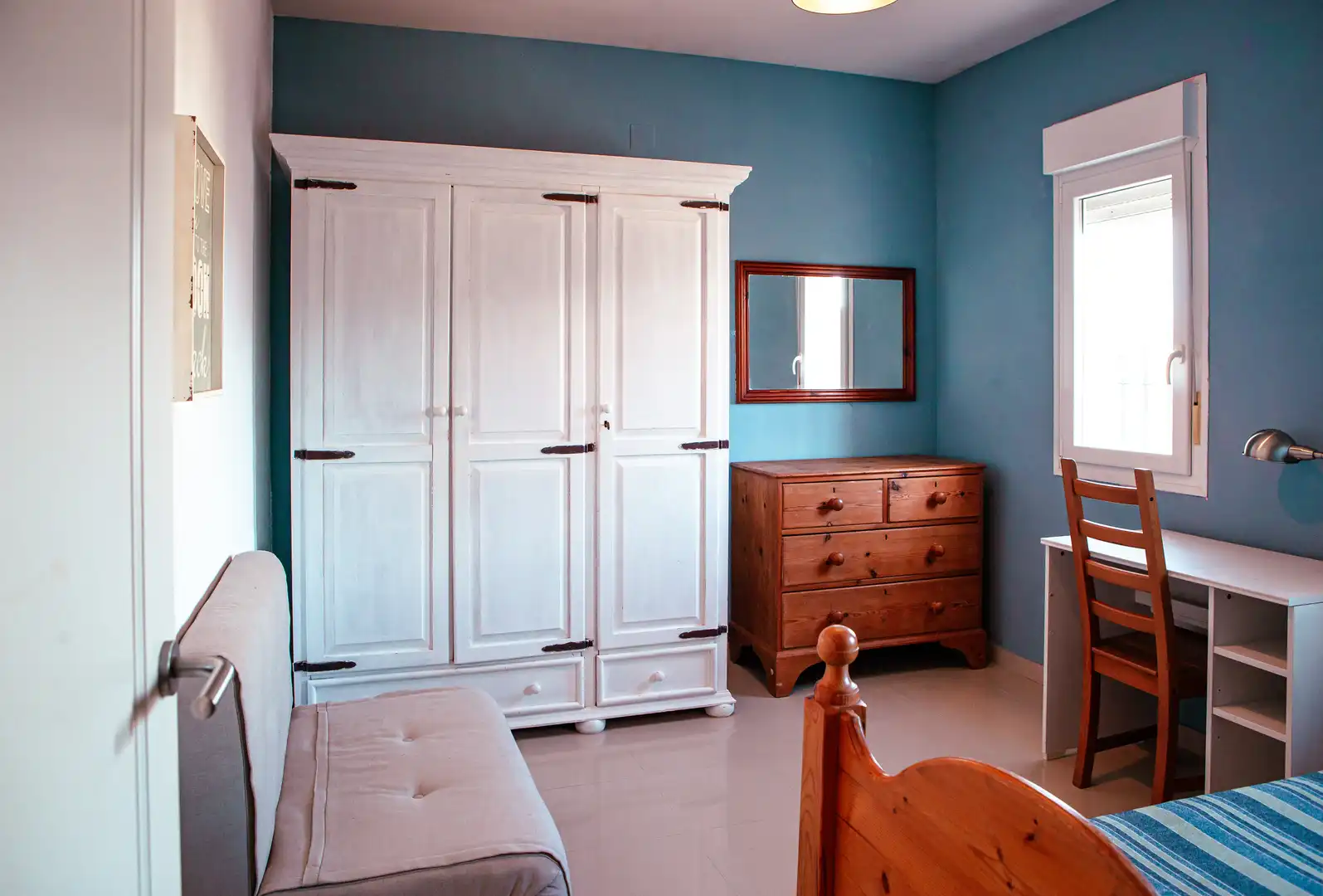 Bedroom of Houses for sale in Espartinas  with Air Conditioner, Private garden and Oven