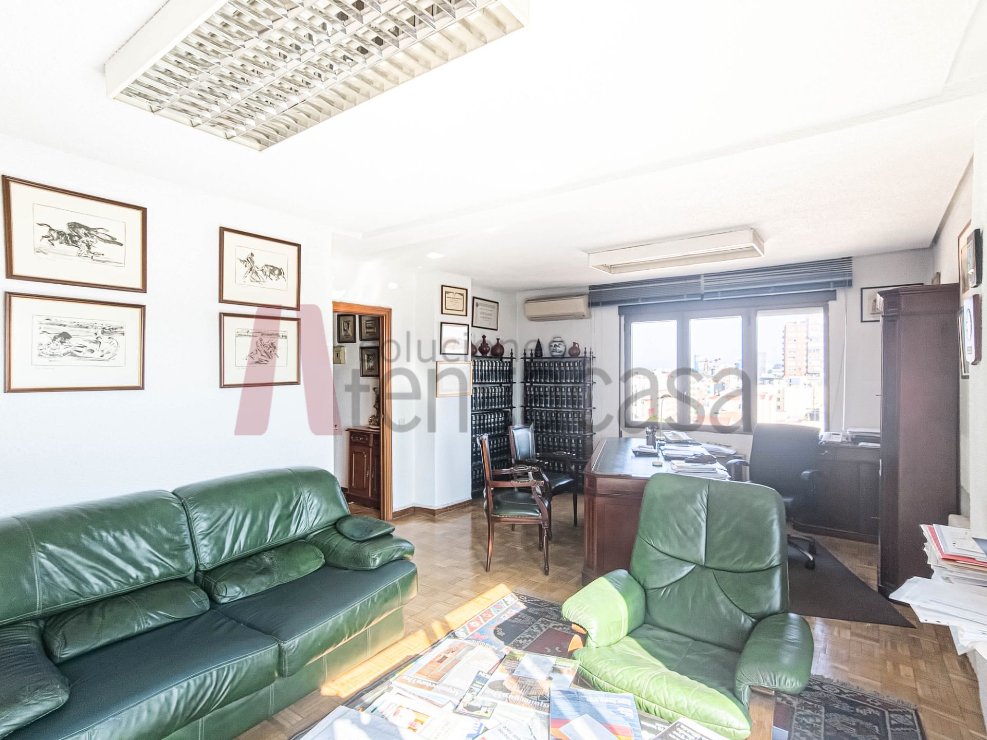 Flat for sale in  Madrid Capital  with Air Conditioner, Heating and Parquet flooring