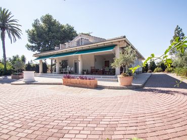Xalet amb piscina en venda a ALTABIX