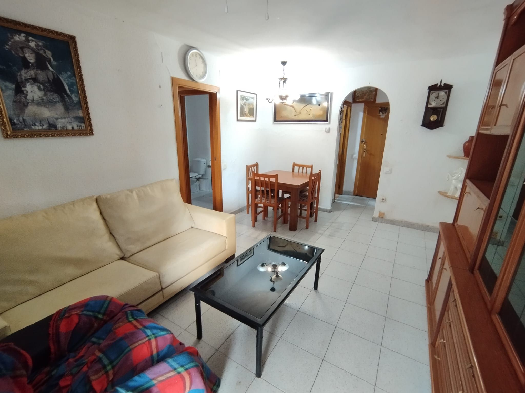 Living room of Flat for sale in Cornellà de Llobregat  with Heating, Terrace and Balcony