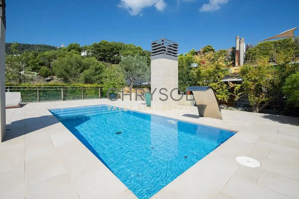Piscina de Àtic en venda en Barcelona amb Aire condicionat, Parquet i Terrassa
