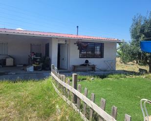 Vista exterior de Finca rústica en venda en Talavera de la Reina