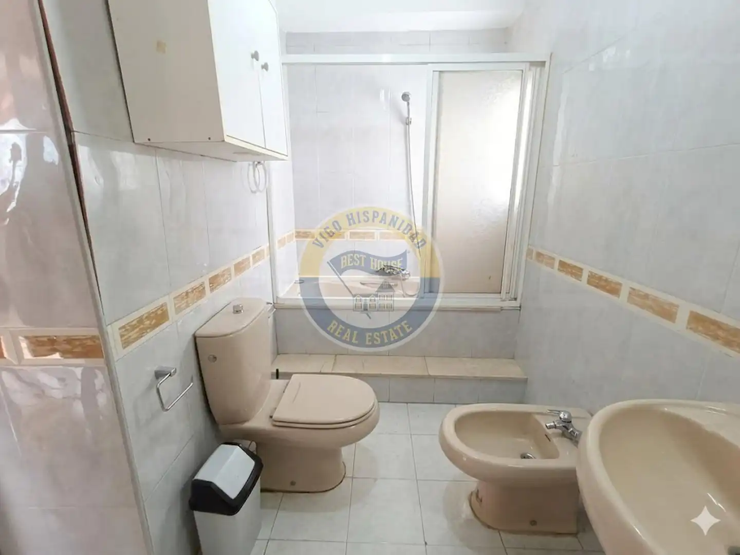 Baño de Finca rústica en venta en Vigo  con Calefacción, Trastero y Piscina