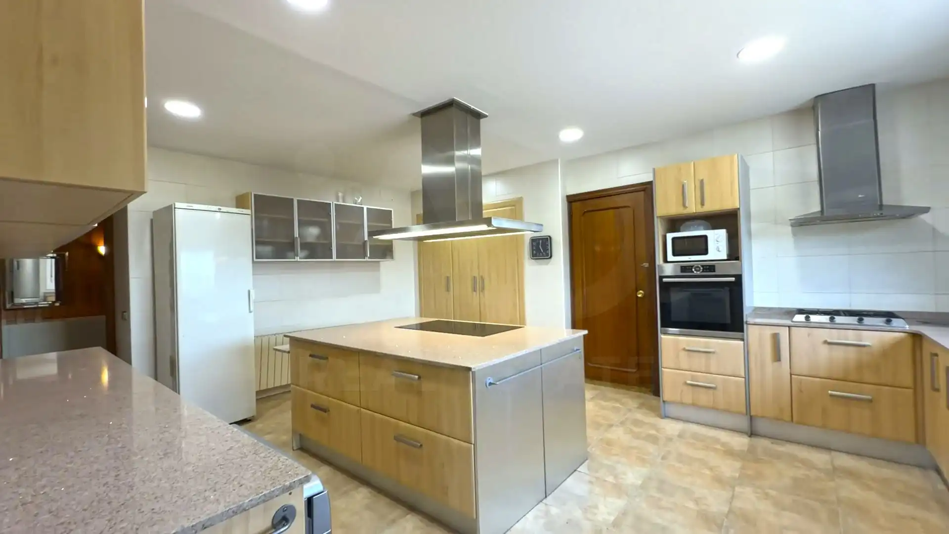 Casa con piscina en venta en Urbanitzacions, imagen 8