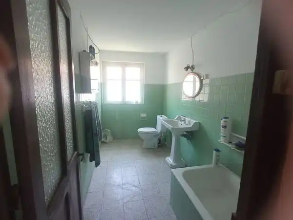Baño de Finca rústica en venta en Cudillero con Calefacción, Jardín privado y Terraza