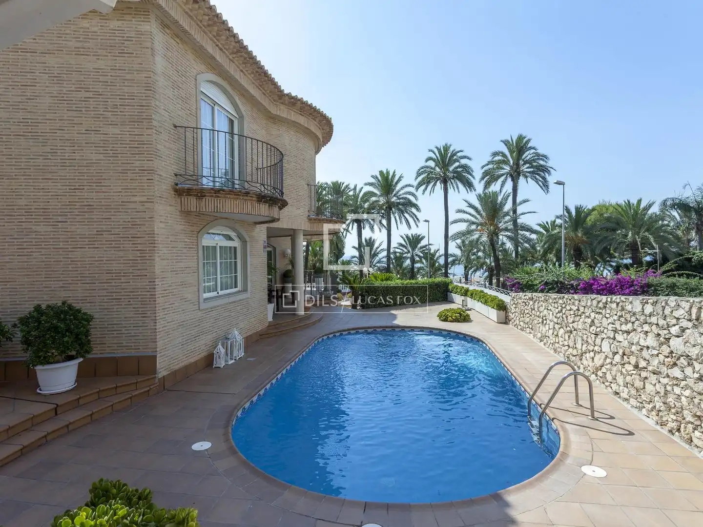 Vista exterior de Casa o xalet en venda en Cullera amb Aire condicionat, Calefacció i Jardí privat