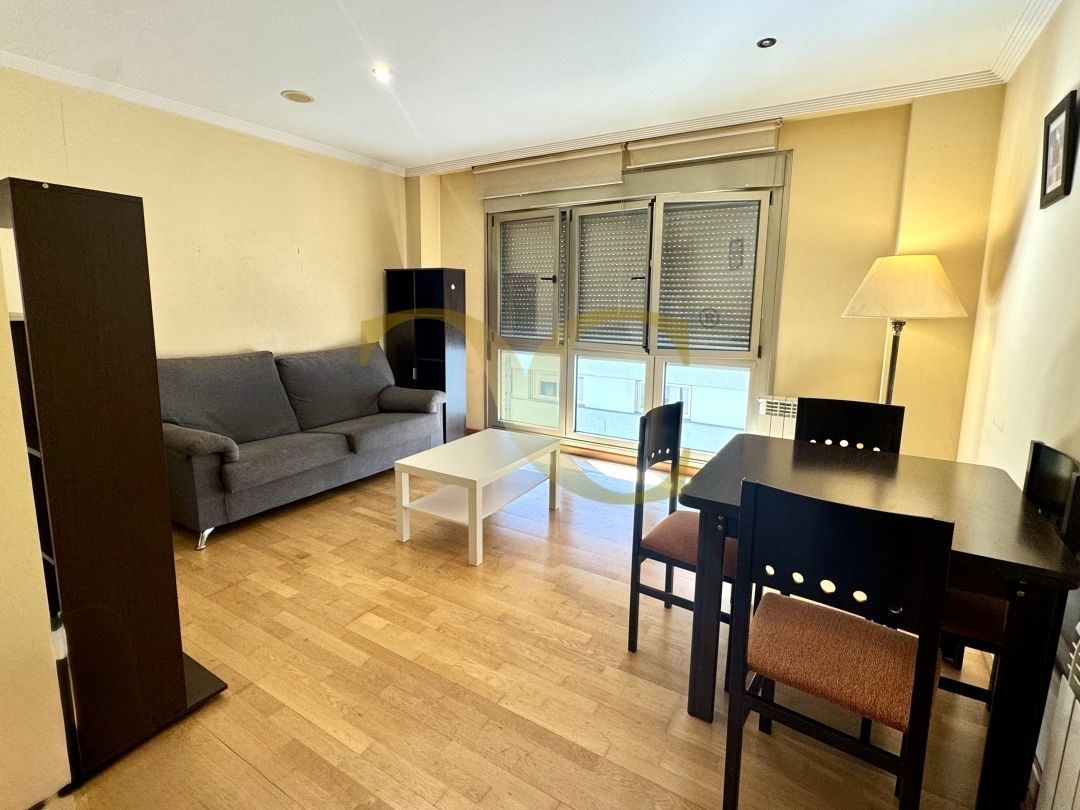 Living room of Flat for sale in Oviedo   with Heating, Private garden and Storage room