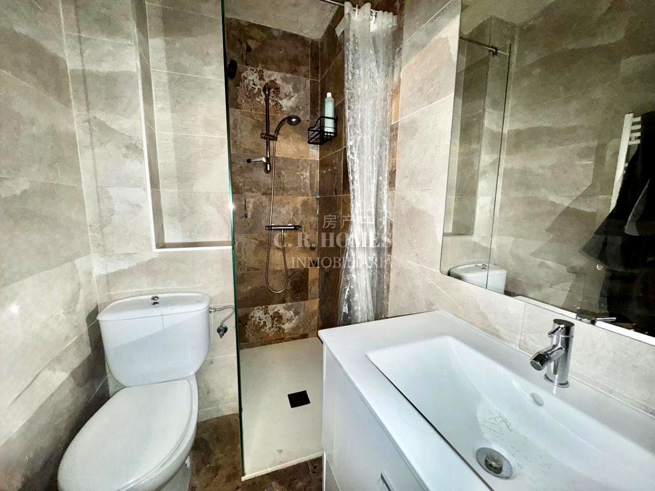 Bany de Planta baixa en venda en Getafe amb Calefacció