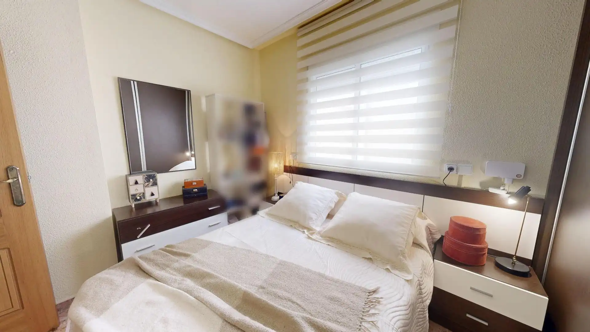 Dormitori de Apartament en venda en Torrevieja amb Aire condicionat, Calefacció i Moblat
