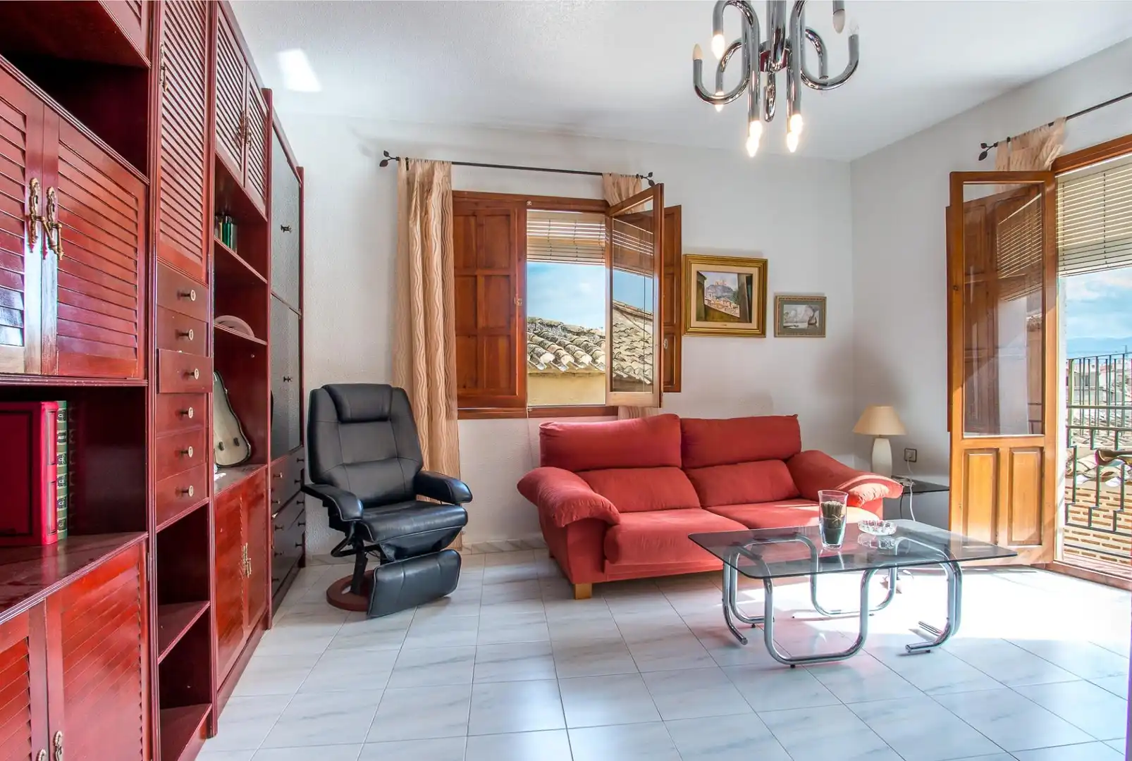 Buildings for sale in Mula