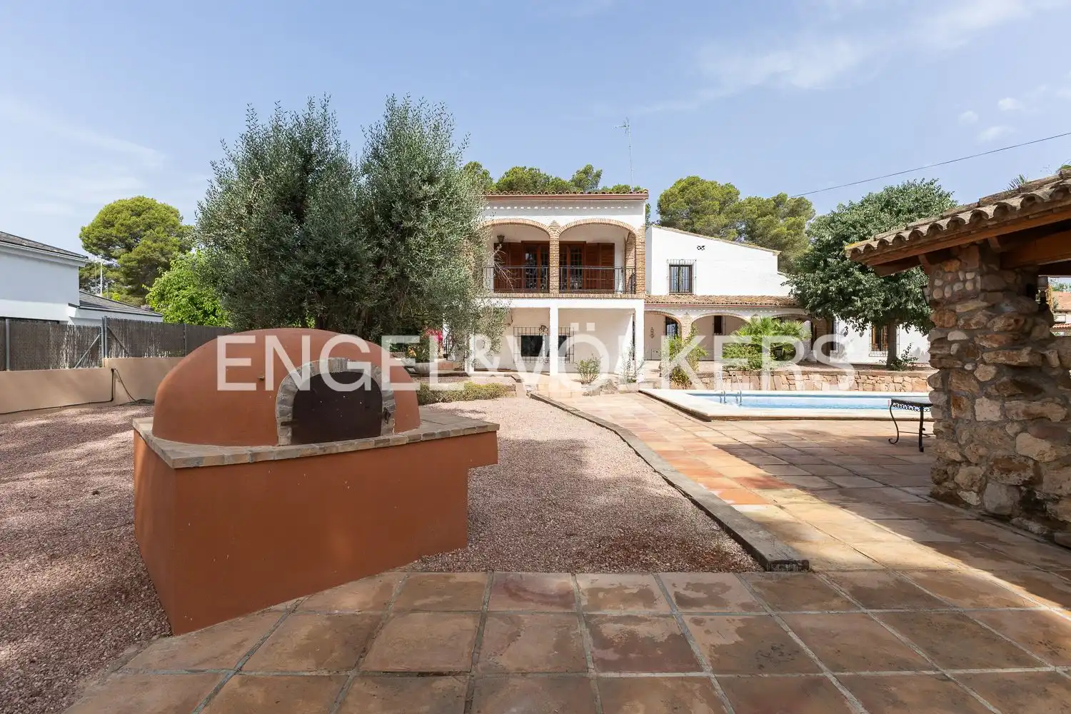 Vista exterior de Casa o chalet de alquiler en Paterna con Aire acondicionado, Calefacción y Jardín privado