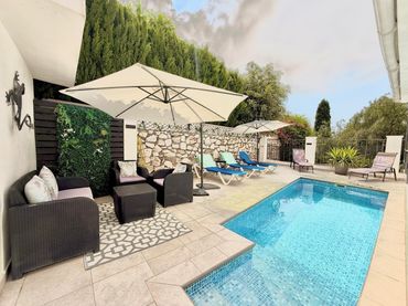 Casa con piscina en venta en La Capellanía - El Higuerón