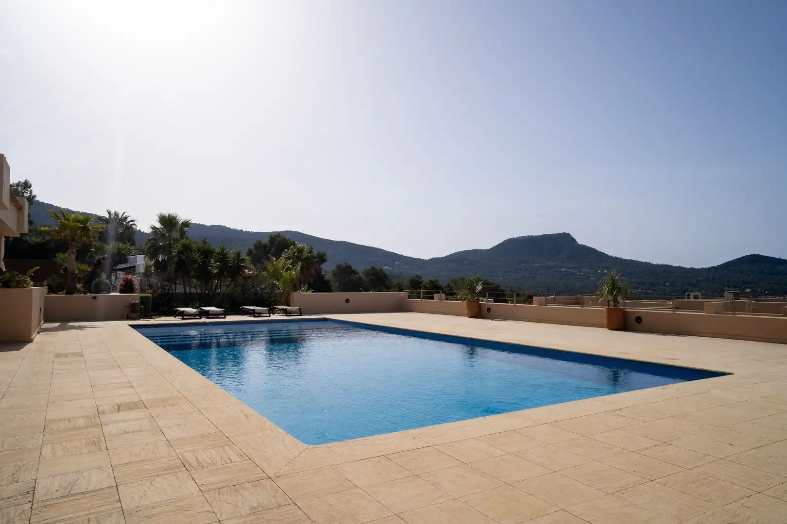 Piscina de Apartament en venda en Sant Josep de sa Talaia amb Aire condicionat, Calefacció i Terrassa
