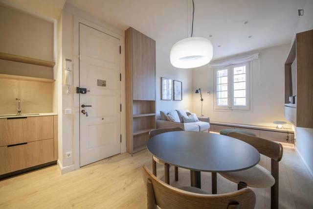 Apartamento en Alquiler en El Poble Sec - Parc de Montjuïc