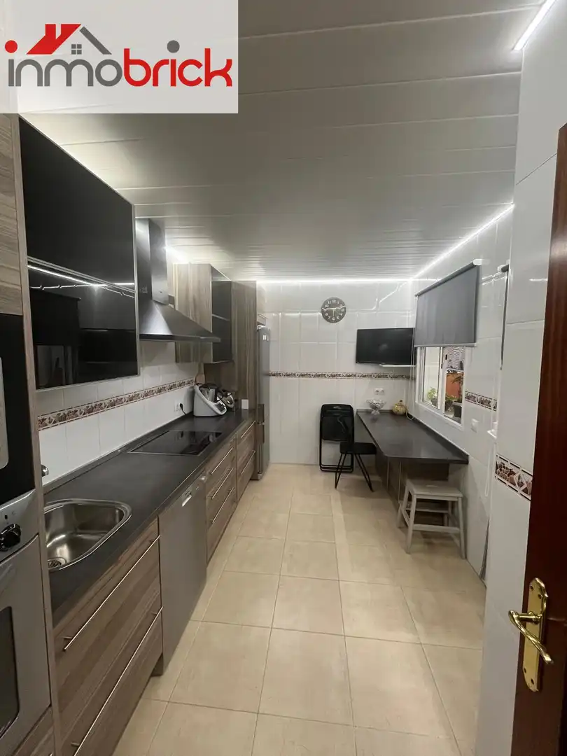 Kitchen of Houses for sale in Lucena  with Air Conditioner and Terrace