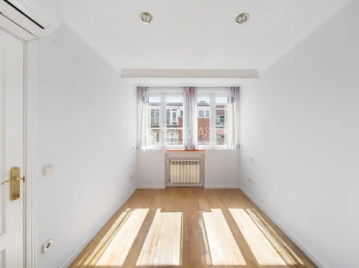Habitación de Piso en venta en Madrid