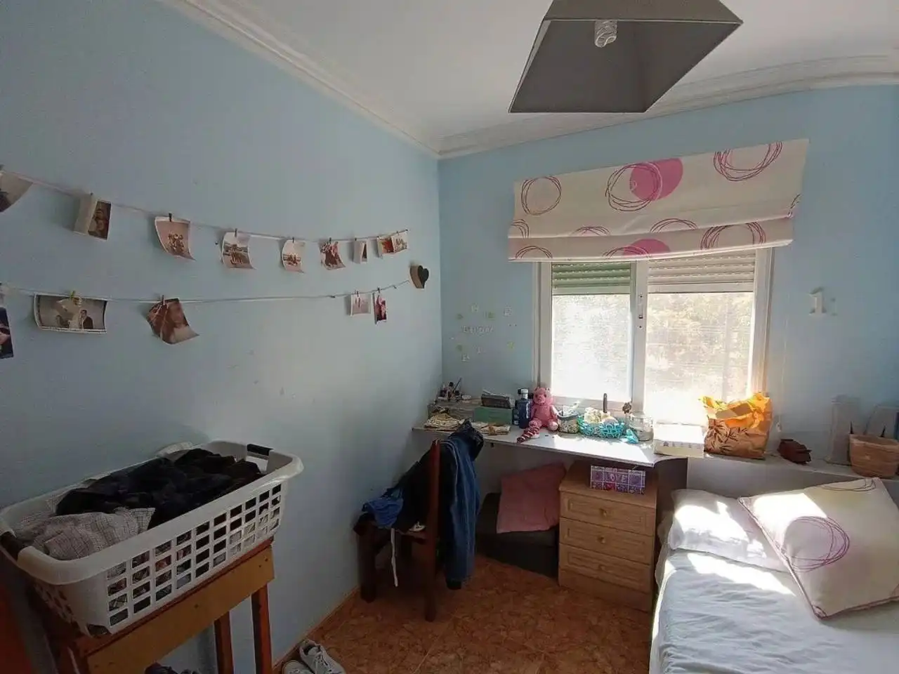 Habitación de Casa adosada en venta en Vilallonga / Villalonga con Terraza y Amueblado