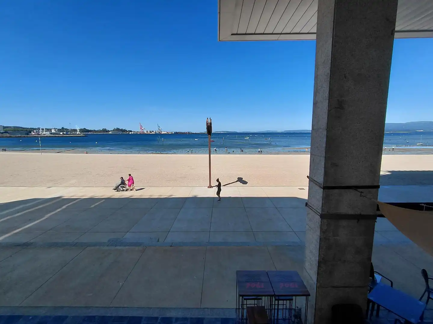 Local comercial de lloguer a Avenida de Rosalía de Castro, imagen 15