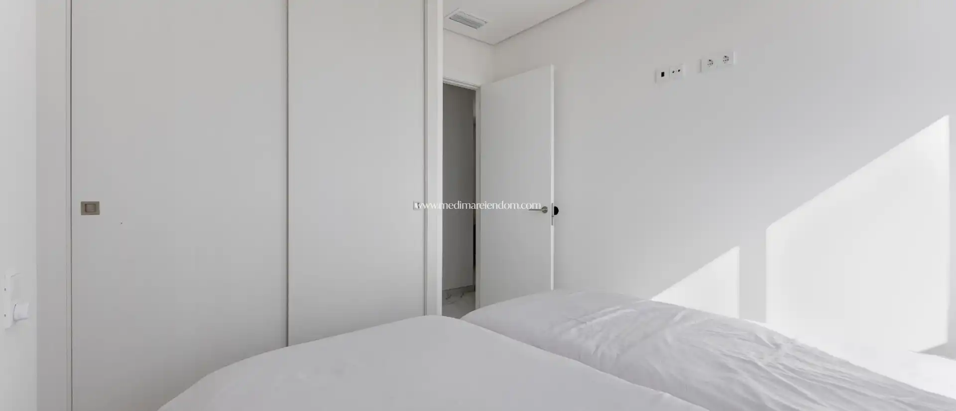 Dormitori de Apartament en venda en Santa Pola amb Aire condicionat, Calefacció i Terrassa