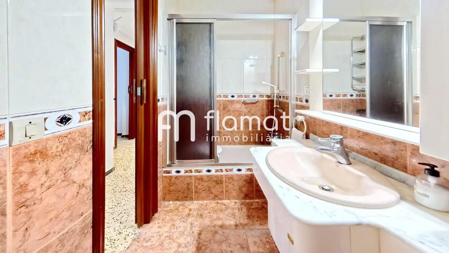 Baño de Piso en venta en Tarragona con Terraza