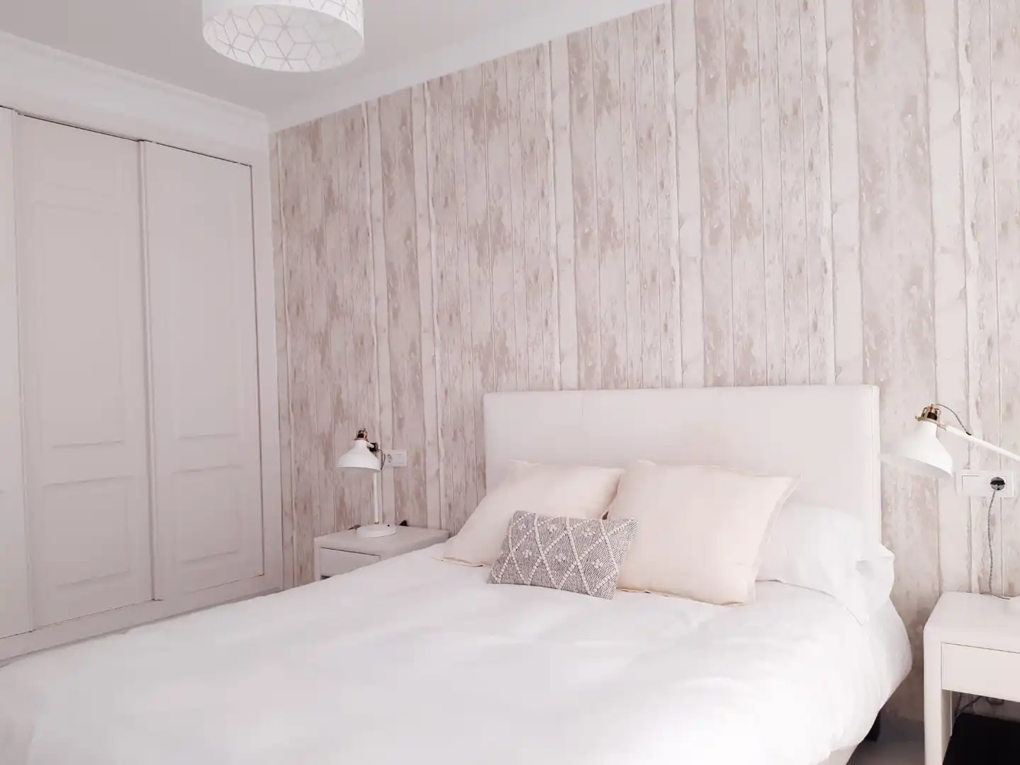 Bedroom of Apartments for rent in Marbella  with Air Conditioner, Heating and Terrace