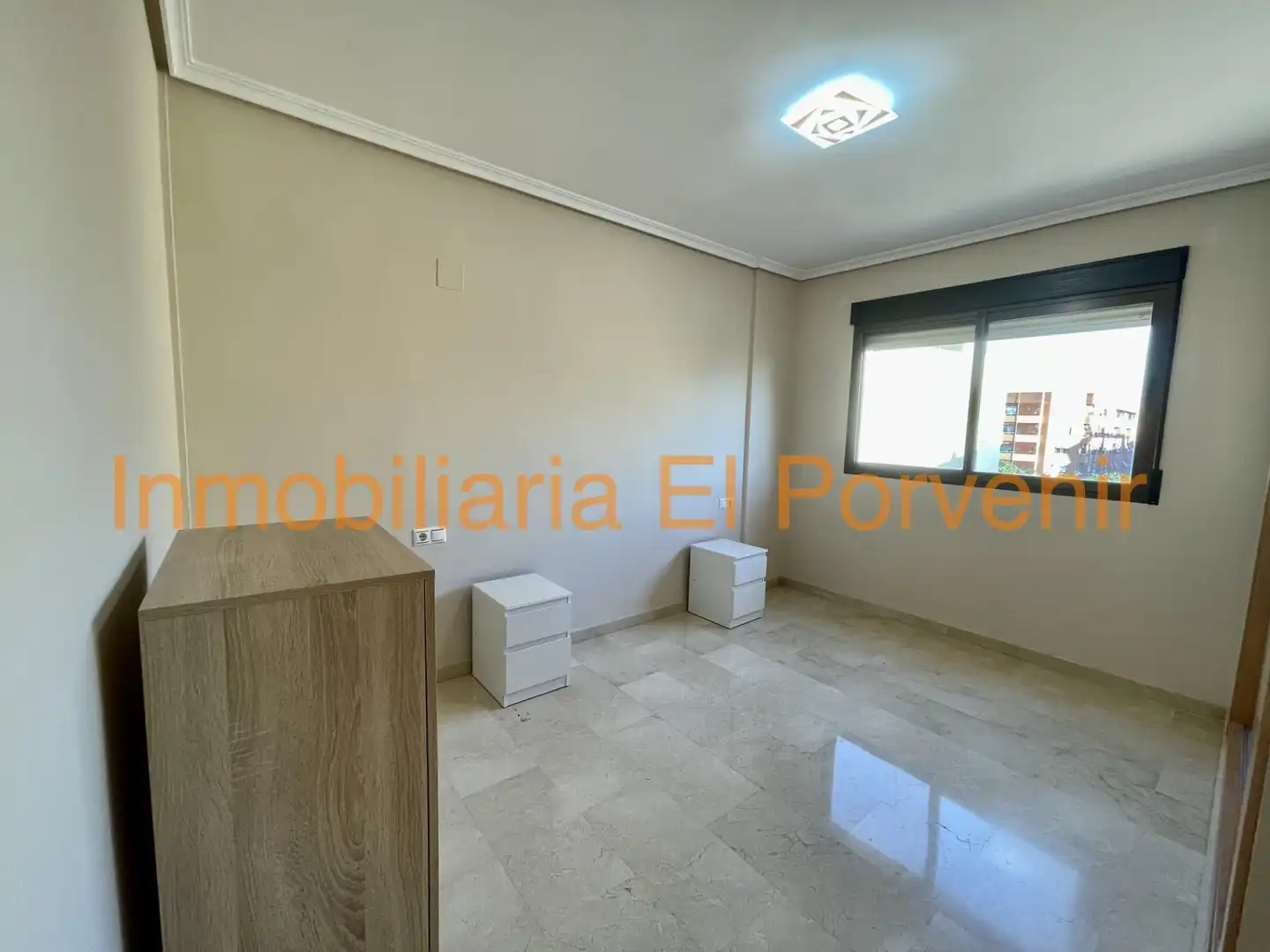 Flat for rent in Torrent  with Air Conditioner, Storage room and Balcony