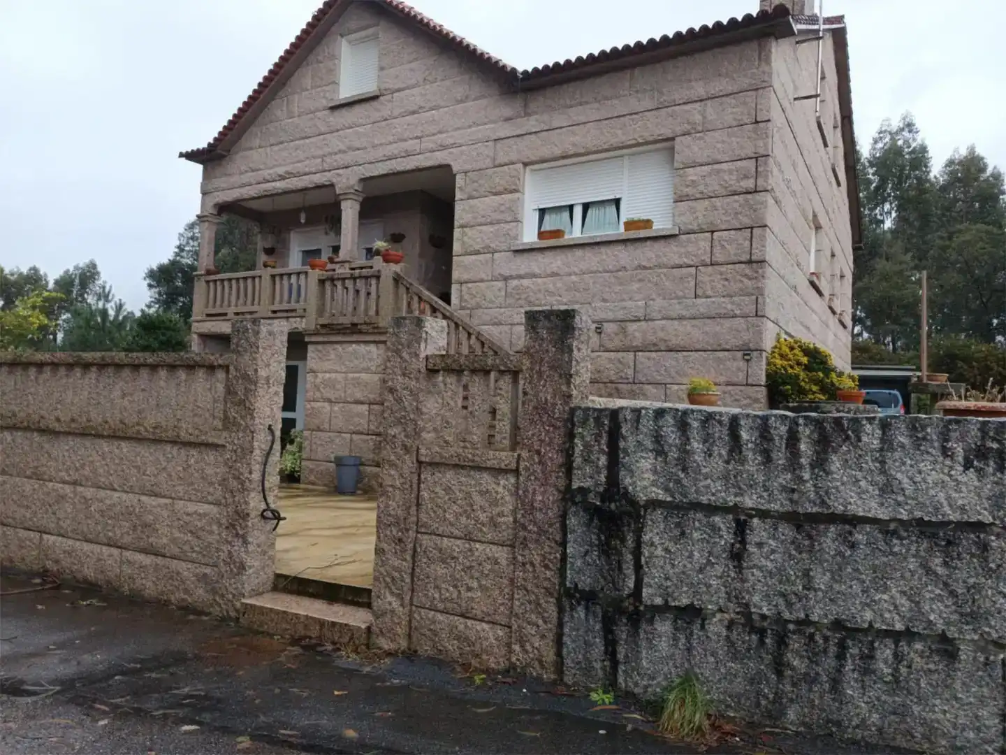 Vista exterior de Casa o xalet en venda en Ribadumia amb Balcó