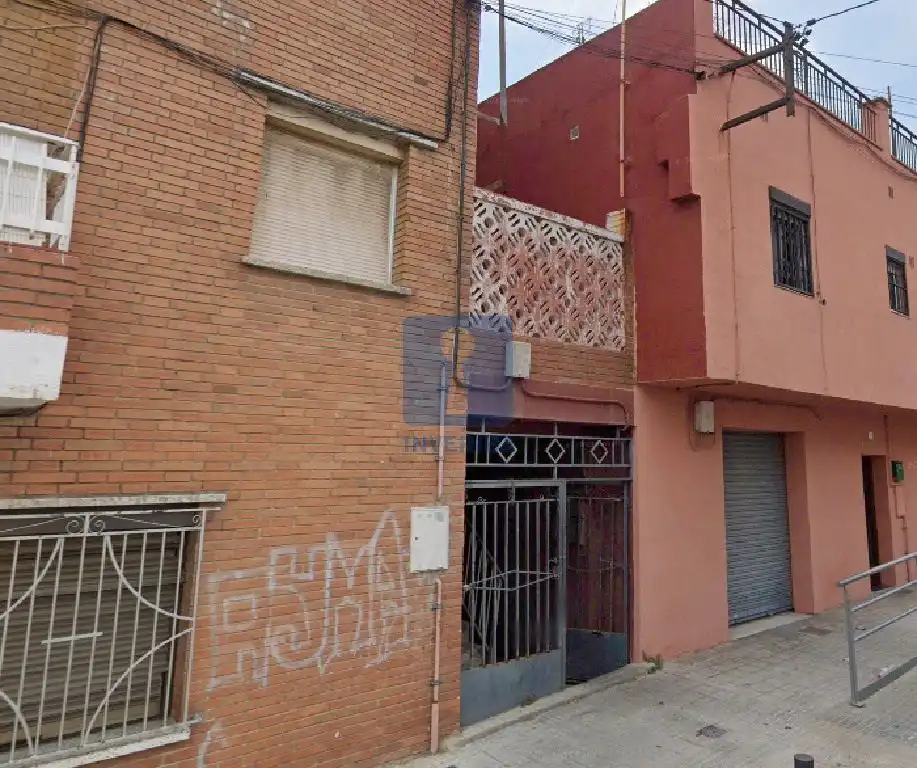 Adossat amb jardí en venda a Barbastre, imagen 5