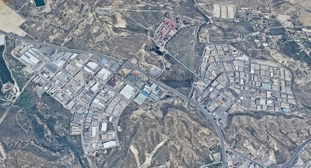 Nave industrielle à louer à Partidas de Alicante