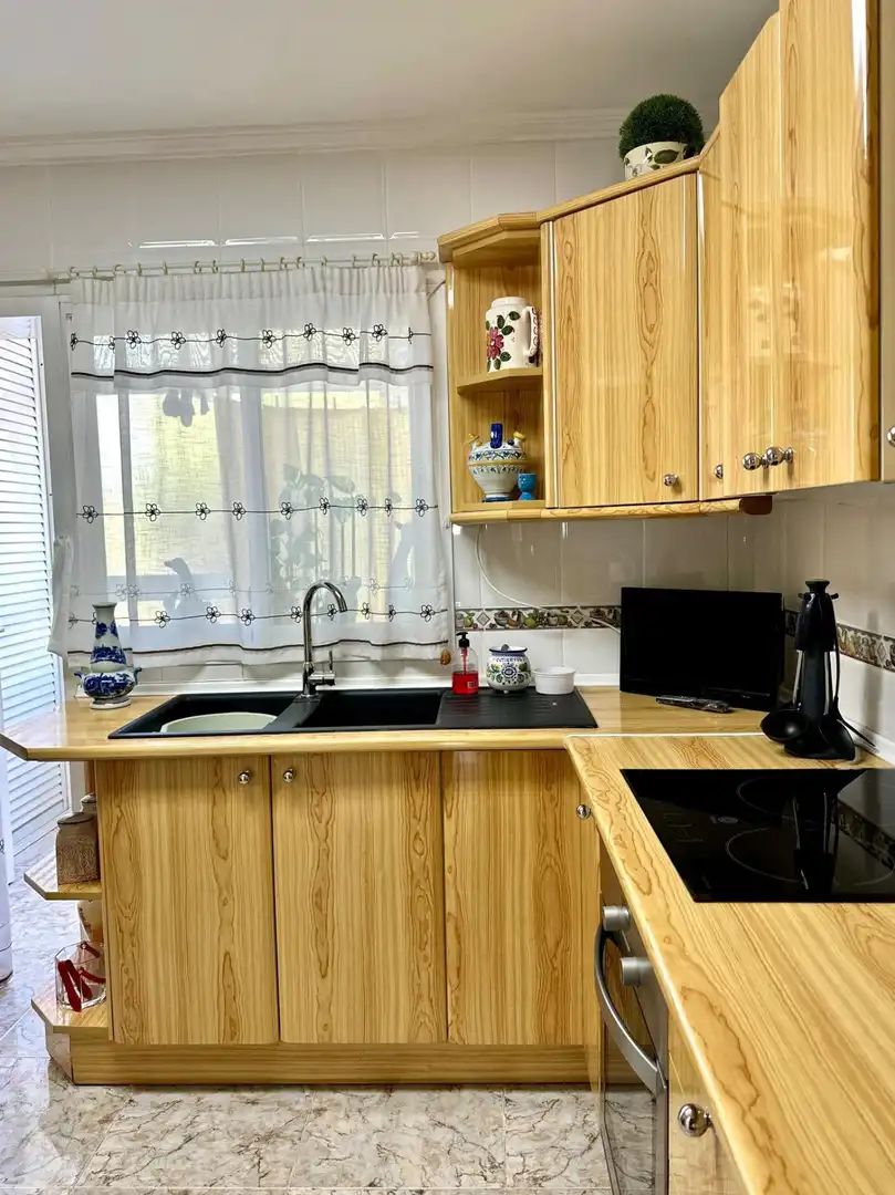 Cuina de Pis en venda en  Palma de Mallorca amb Aire condicionat, Moblat i Balcó