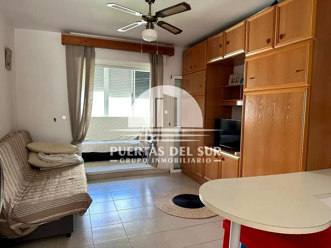 Vista exterior de Estudio en venta en Rota con Terraza