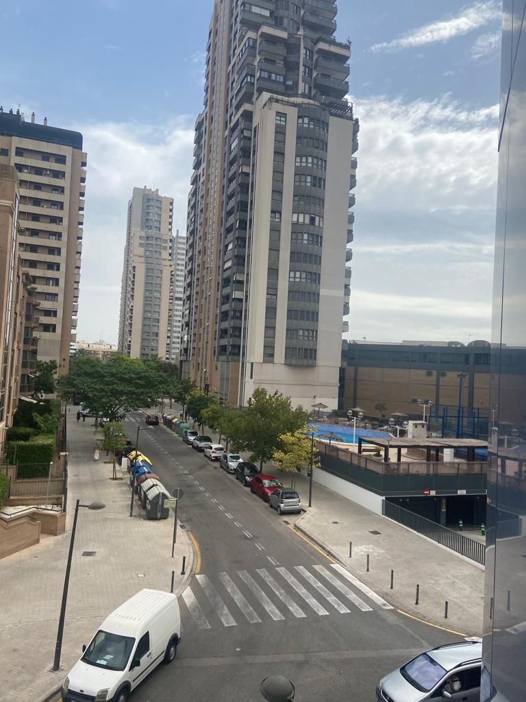 Exterior view of Garage for sale in  Valencia Capital