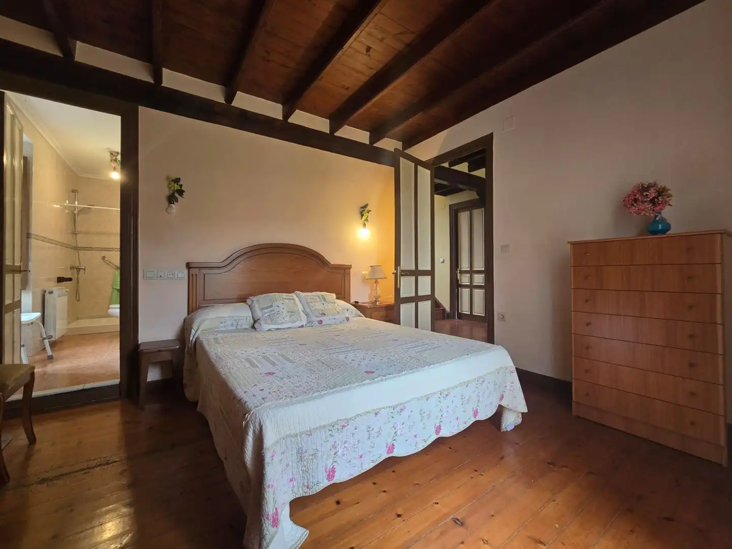 Habitación de Casa o chalet en venta en Peñamellera Baja con Calefacción, Jardín privado y Trastero