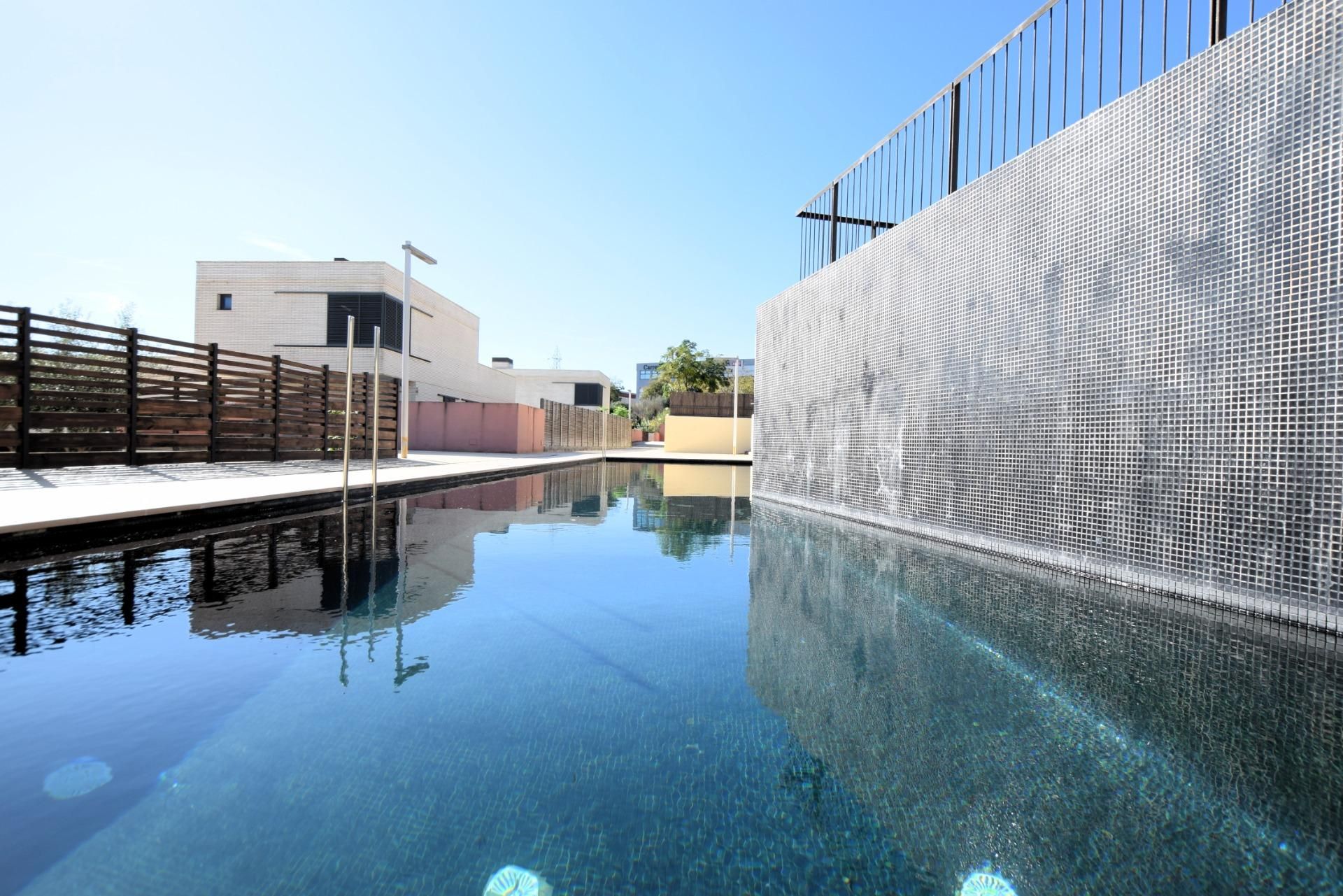 Swimming pool of House or chalet for sale in Mataró  with Air Conditioner, Private garden and Terrace