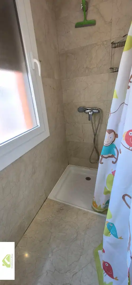 Bathroom of Flat for rent in Zamora Capital   with Heating, Terrace and Furnished