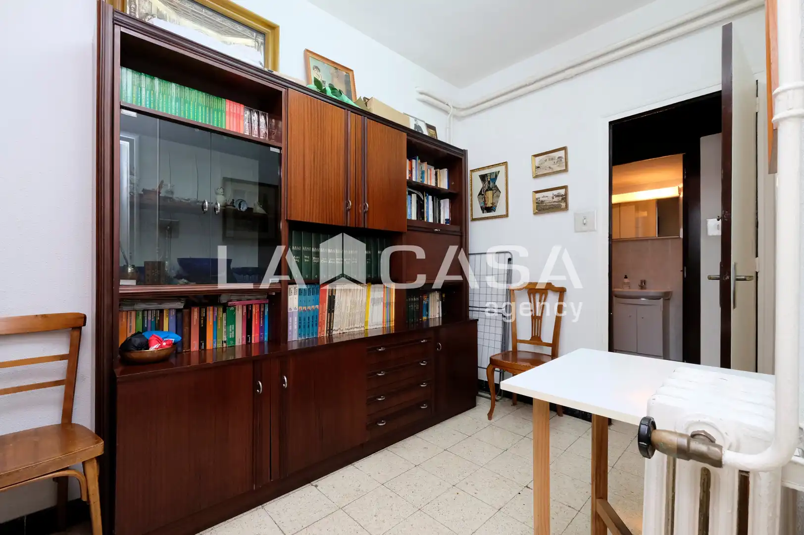 Piso en venta en Barcelona con Calefacción y Balcón