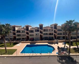 Vista exterior de Apartament en venda en Orihuela amb Piscina, Moblat i Internet