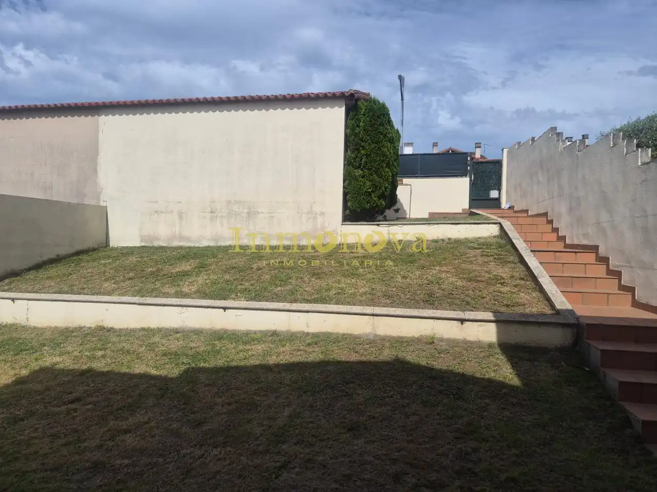 Jardí de Casa adosada en venda en A Merca   amb Calefacció, Jardí privat i Terrassa