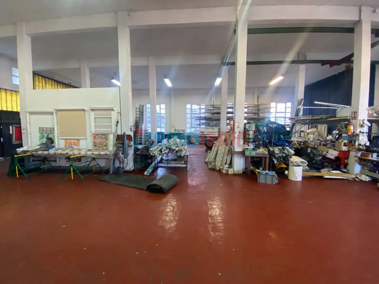 Industrial buildings for rent in Olaberria