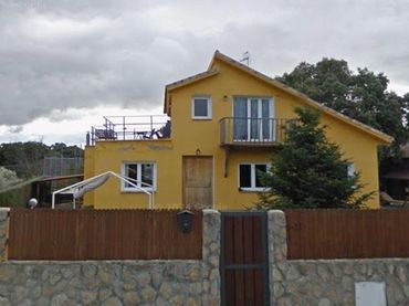House for sale in Calle Colmenar 11