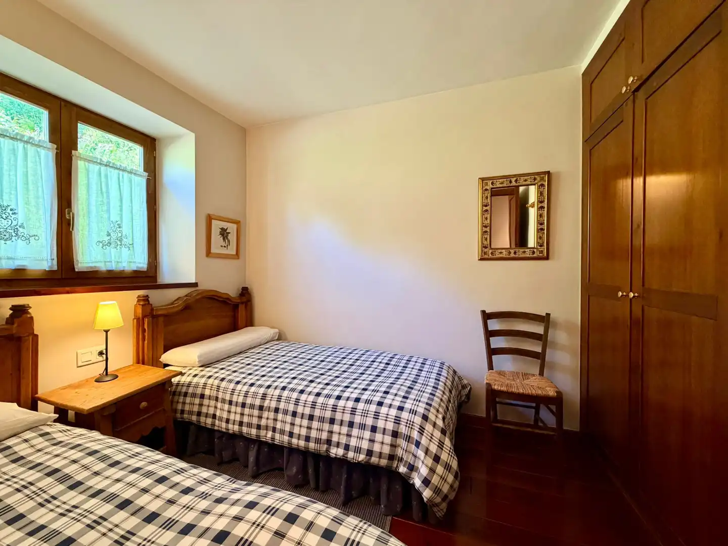 Habitación de Piso en venta en Naut Aran con Calefacción, Parquet y Terraza