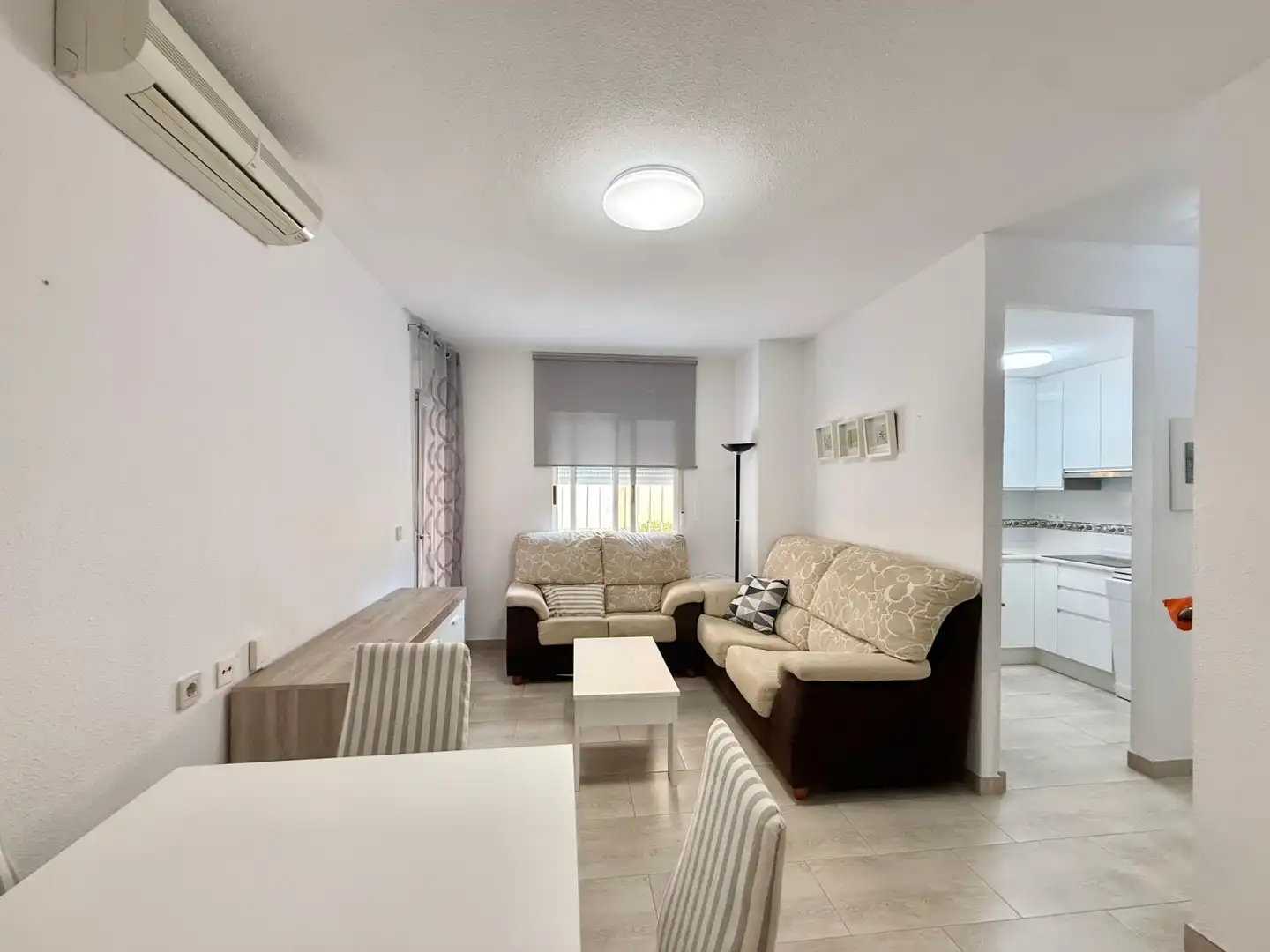 Apartment mit Terrasse zur Miete in Las Viñas