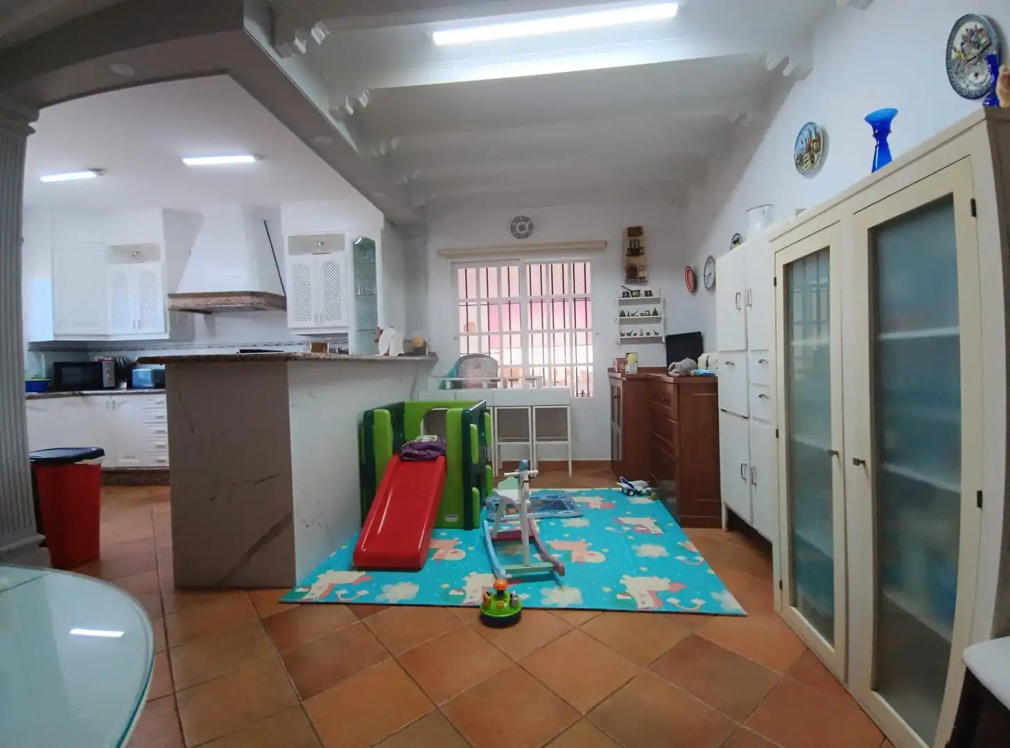 Cocina de Casa o chalet en venta en Chiclana de la Frontera con Jardín privado